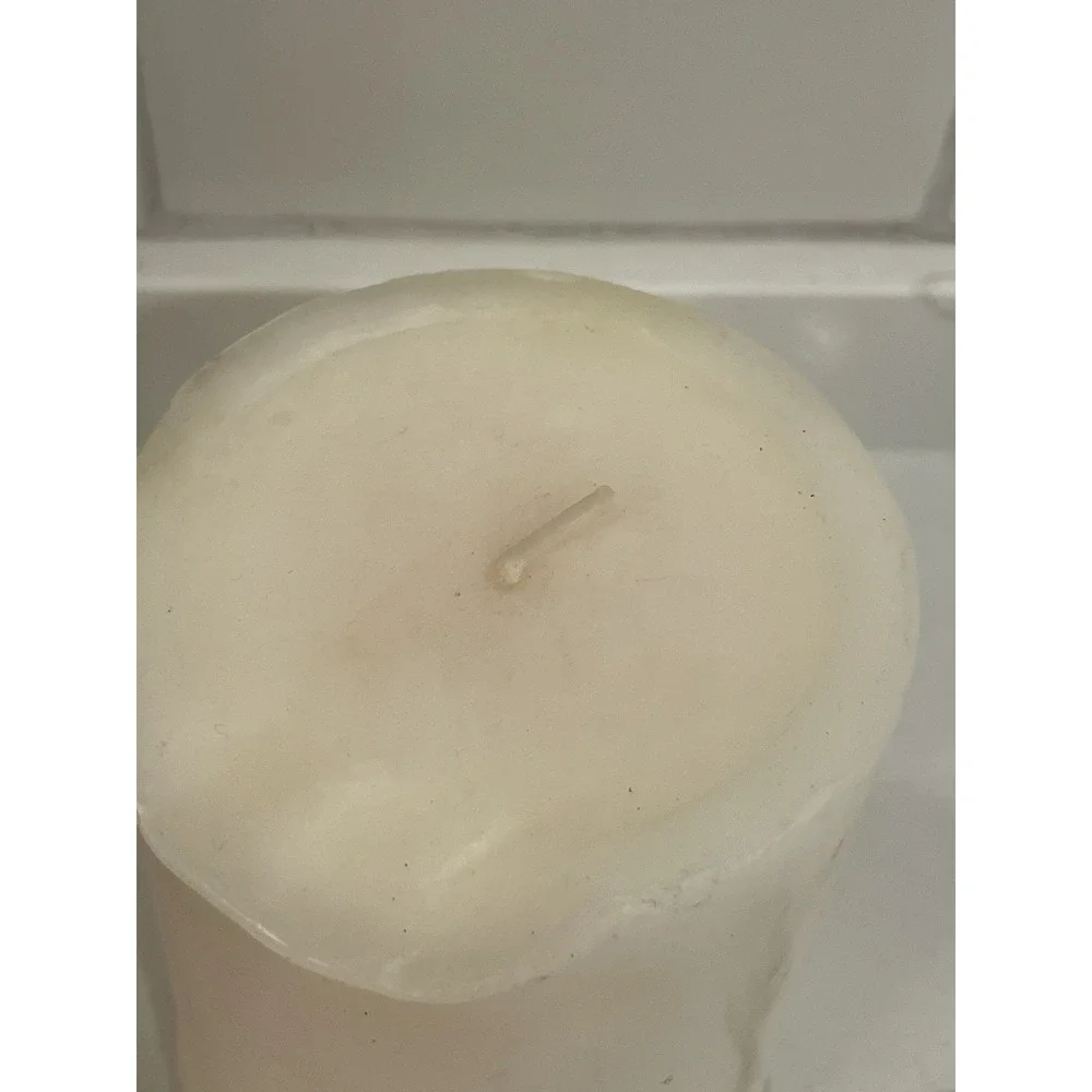 Pier 1 Imports Pillar Candle Scented Lavender 3